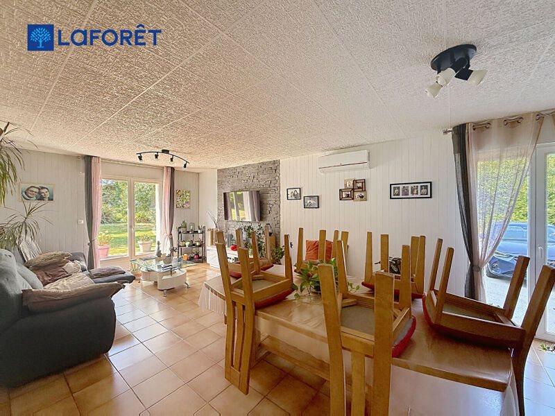 Maison à vendre, 135m², Plumelin