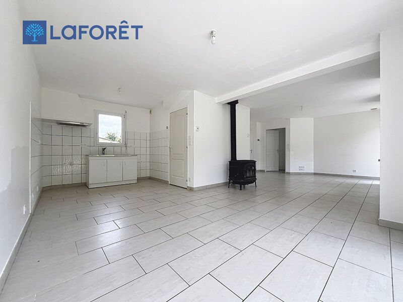 Maison à louer, 94m², Guénin