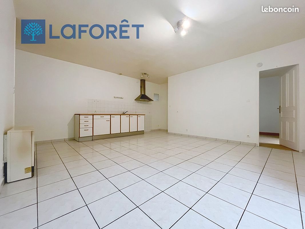 Appartement à louer, 69m², Locminé