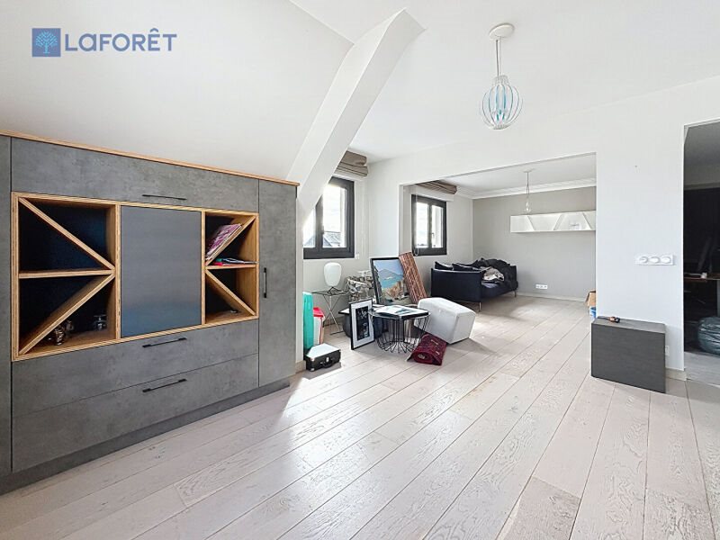 Appartement à vendre, 251m², Lanester