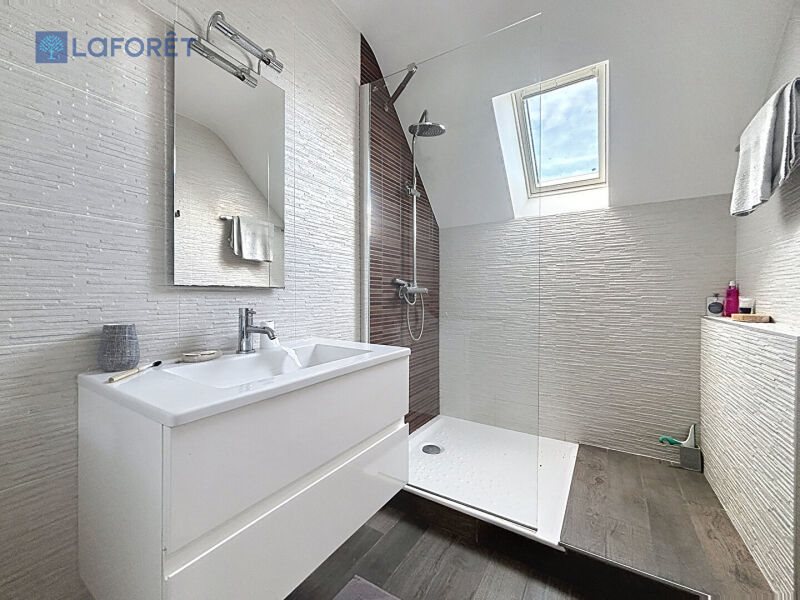 Appartement à vendre, 251m², Lanester