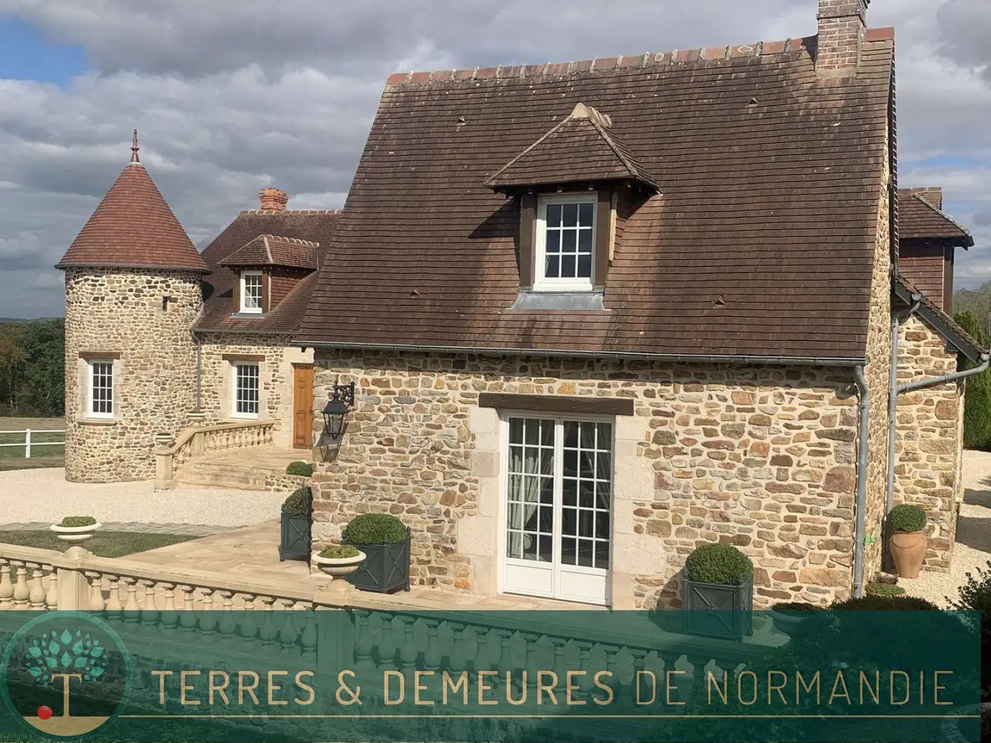 Maison à vendre, 357m², Mortrée