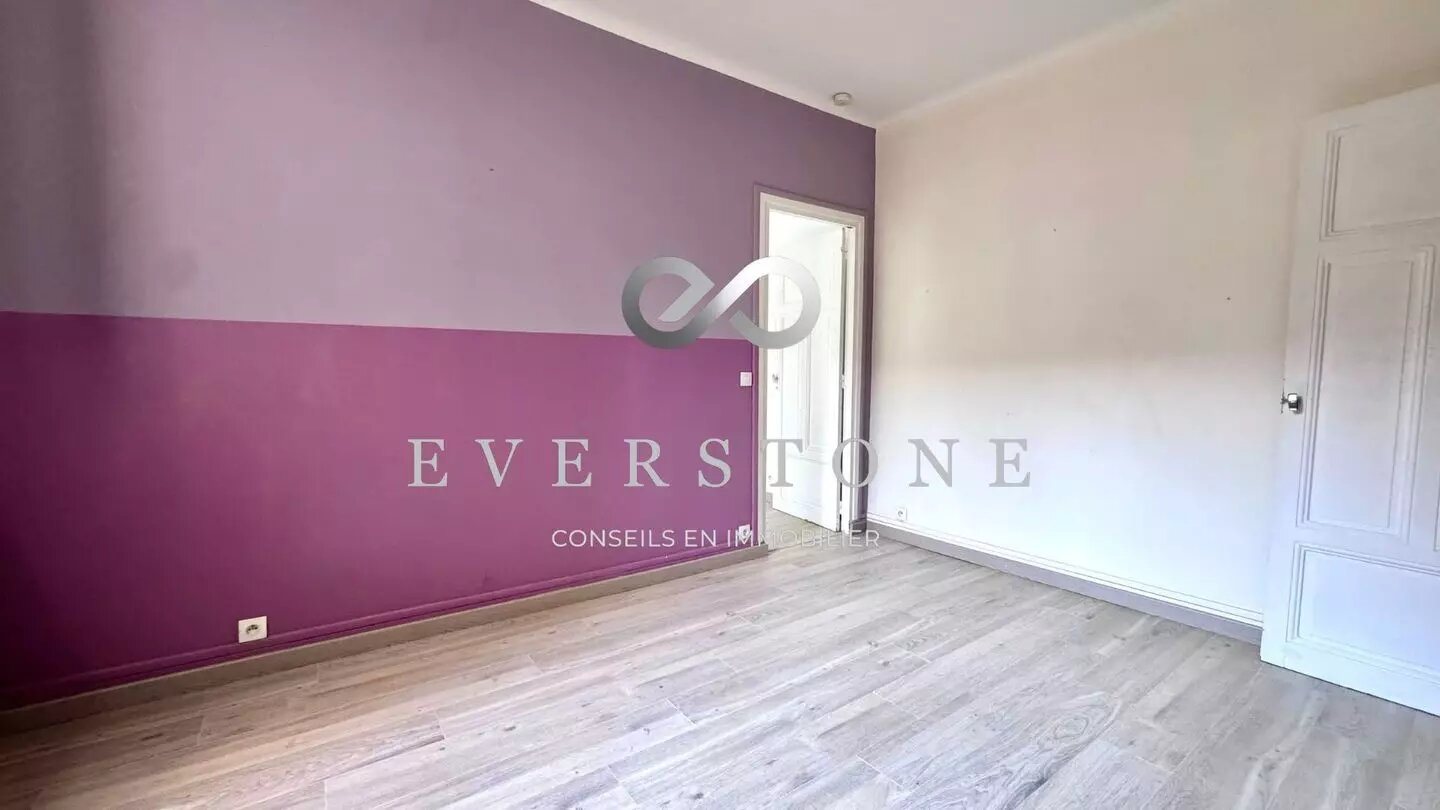 Appartement à vendre, 32m², Courbevoie