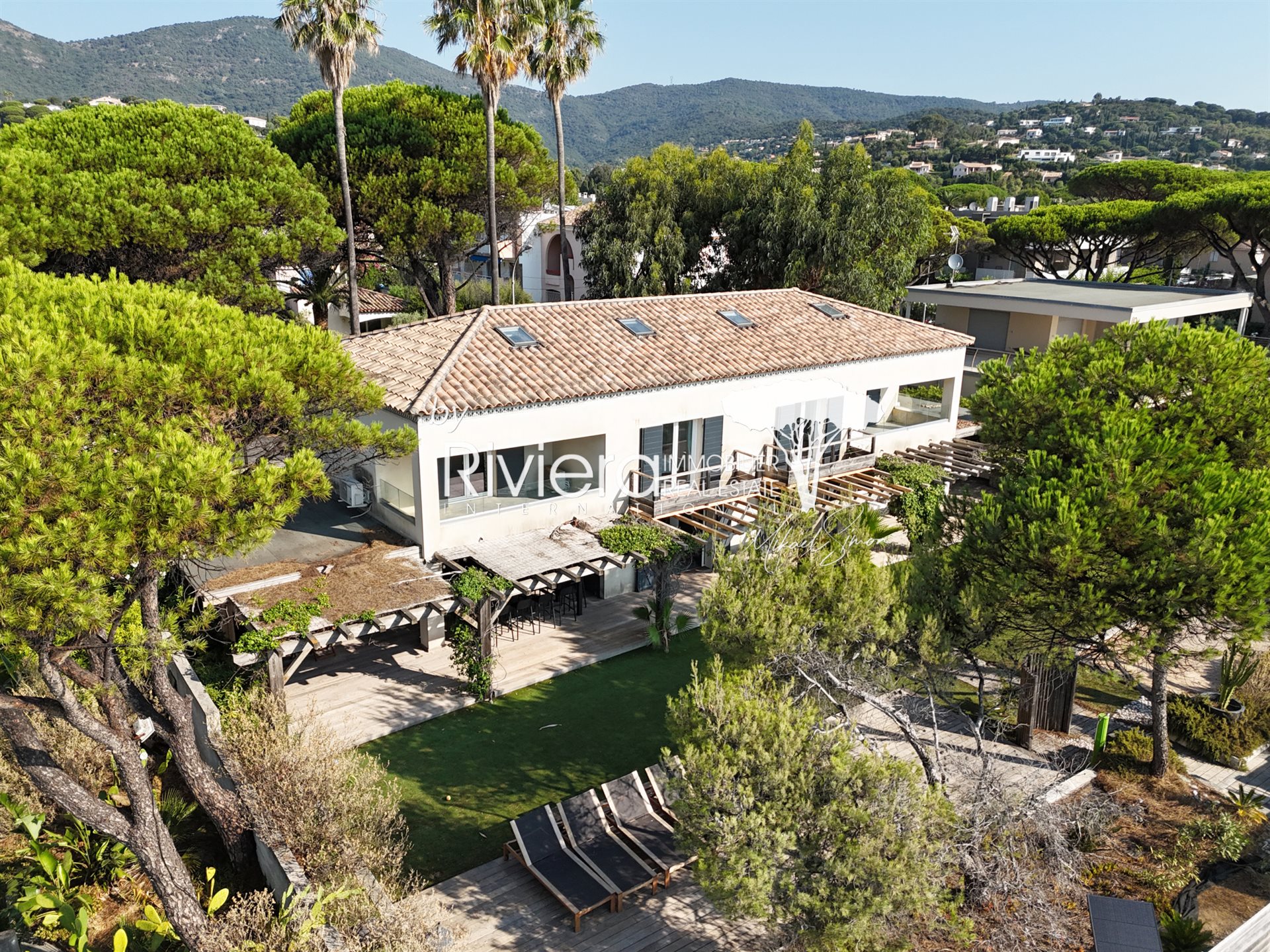 Maison à vendre, 243m², Cavalaire-sur-Mer