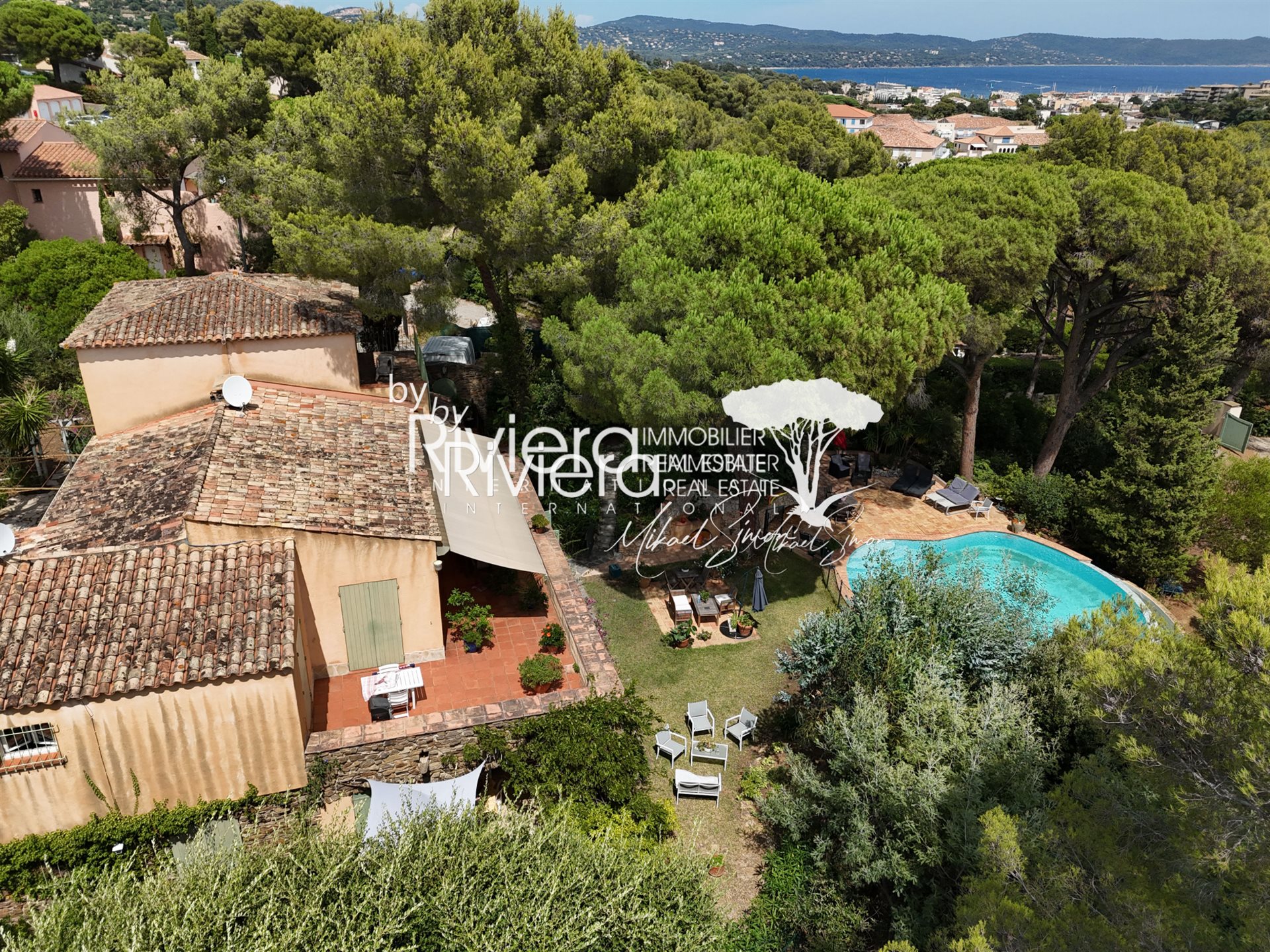 Maison à vendre, 266m², Cavalaire-sur-Mer