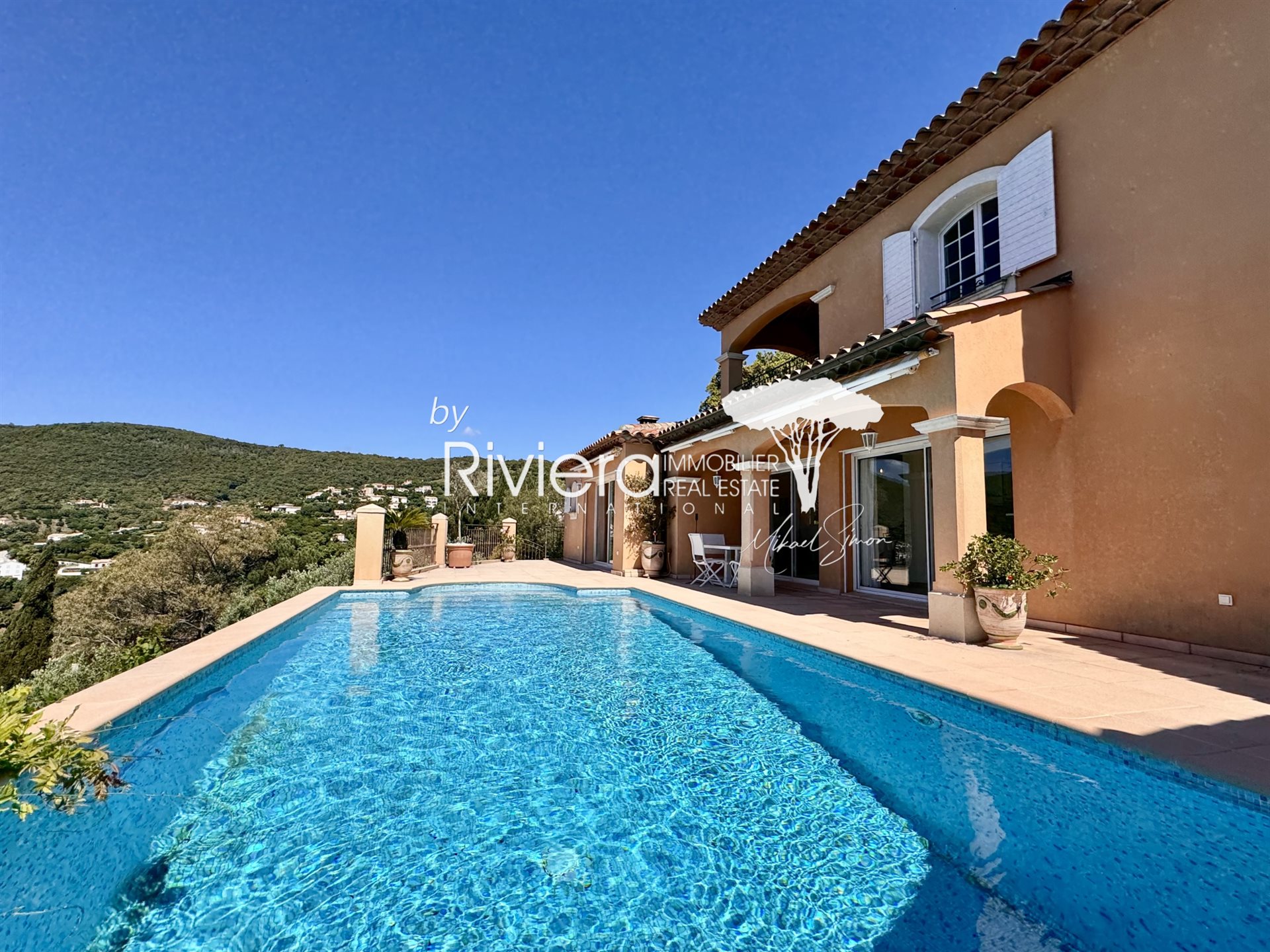 Maison à vendre, 260m², La Croix-Valmer