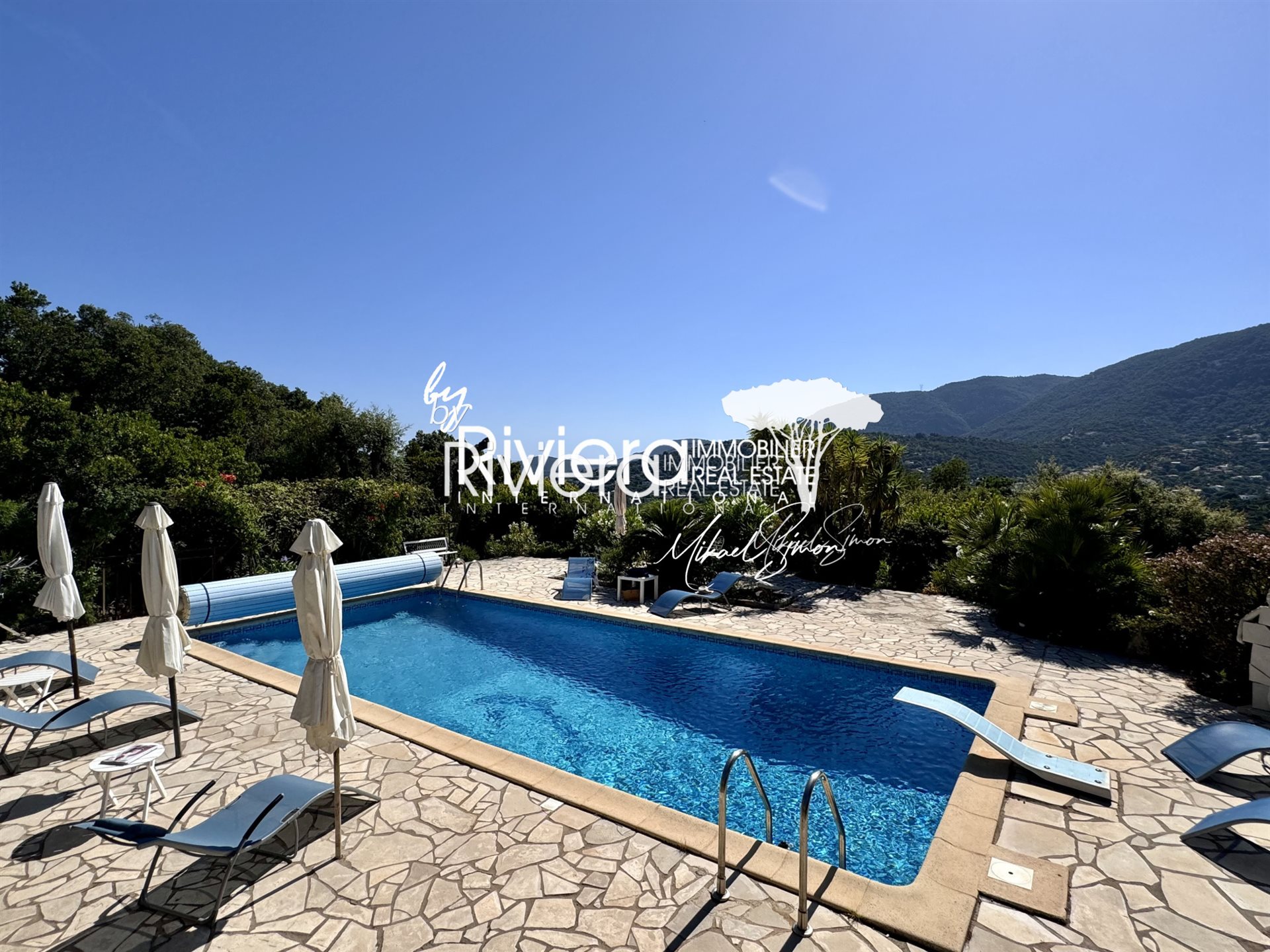 Maison à vendre, 207m², Cavalaire-sur-Mer