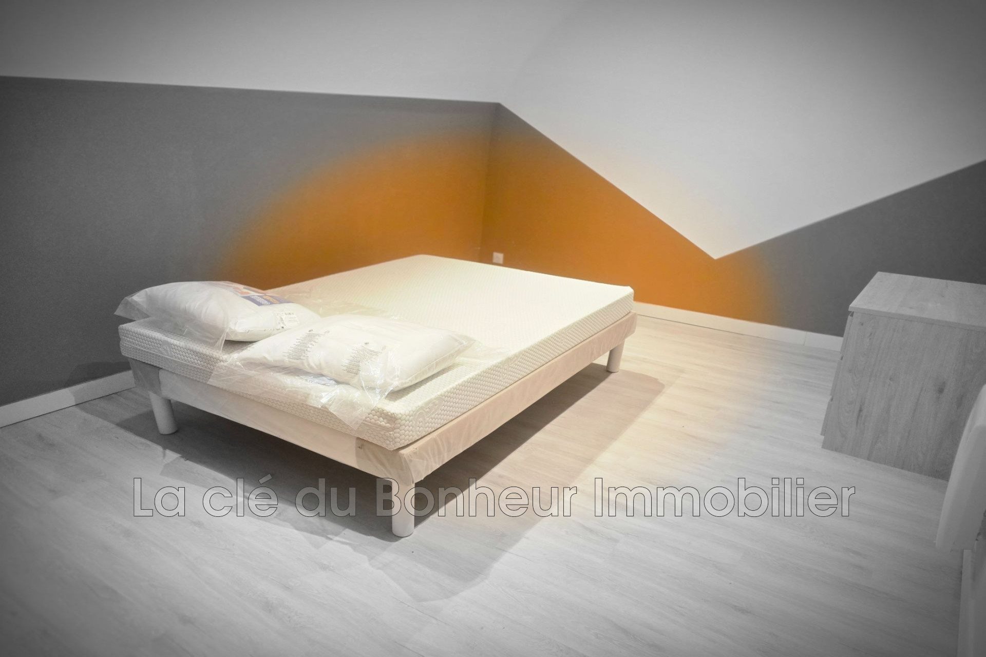Appartement à louer, 37m², Allemagne-en-Provence