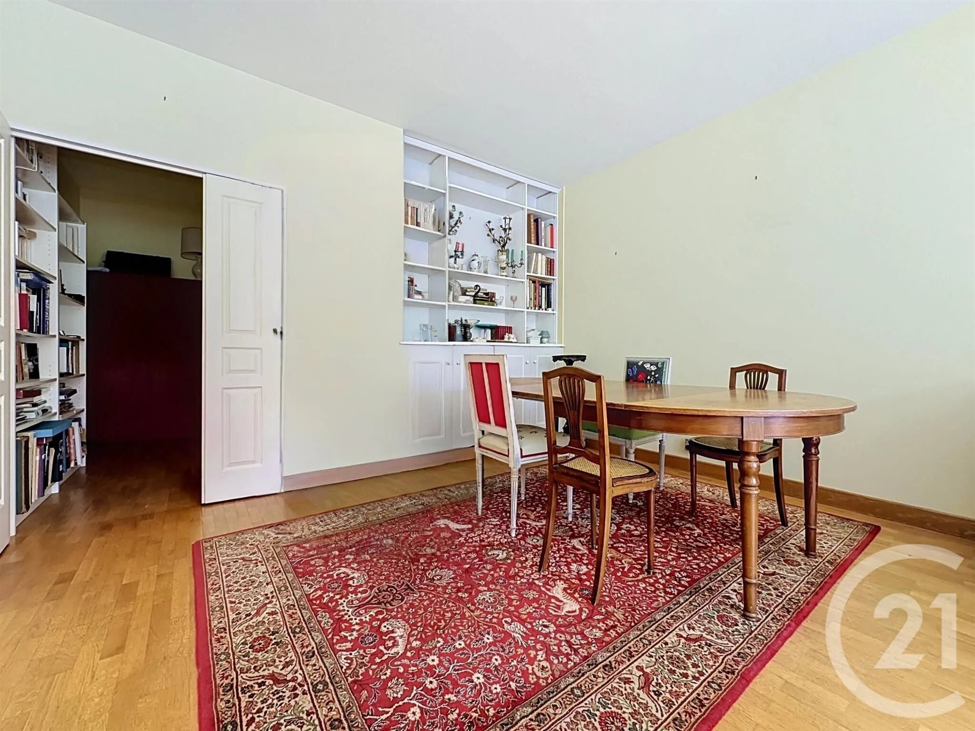 Appartement à vendre, 92m², Versailles