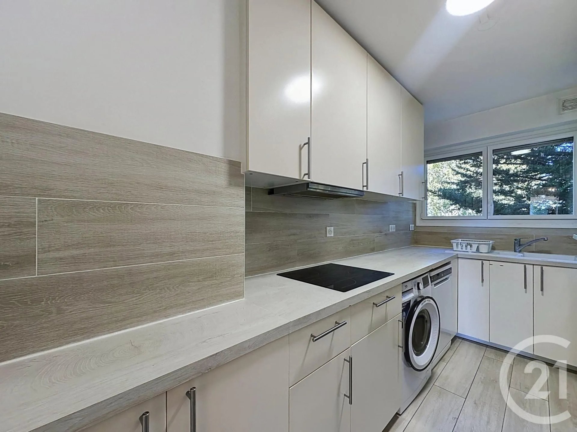 Appartement à louer, 78m², Versailles