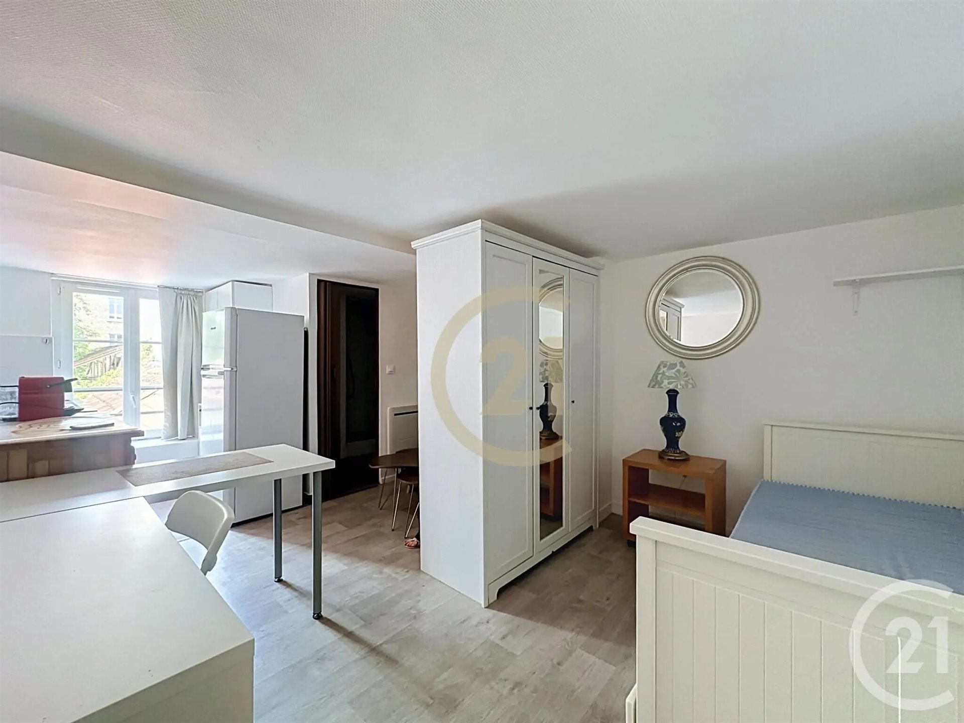 Appartement à louer, 17m², Versailles