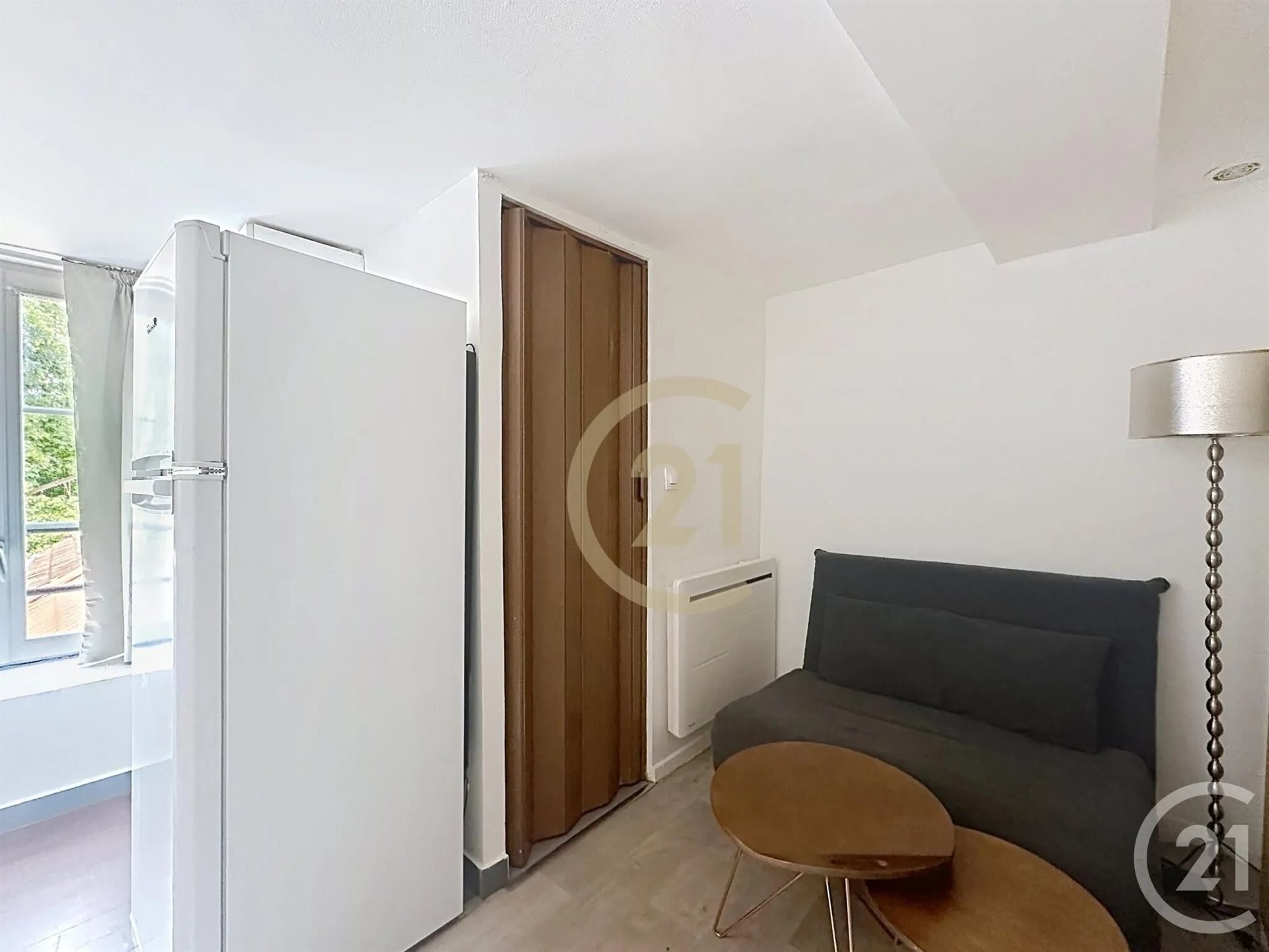 Appartement à louer, 17m², Versailles