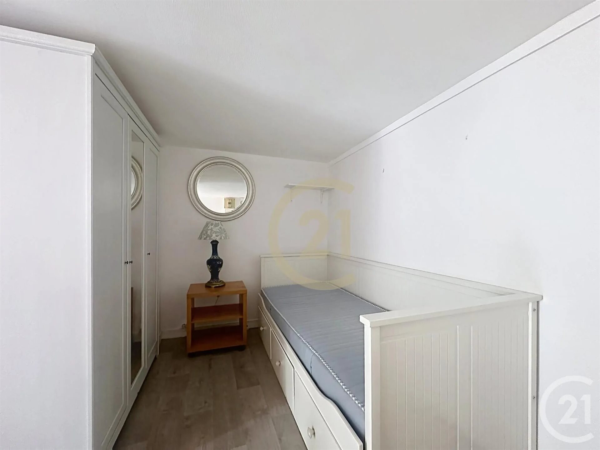 Appartement à louer, 17m², Versailles