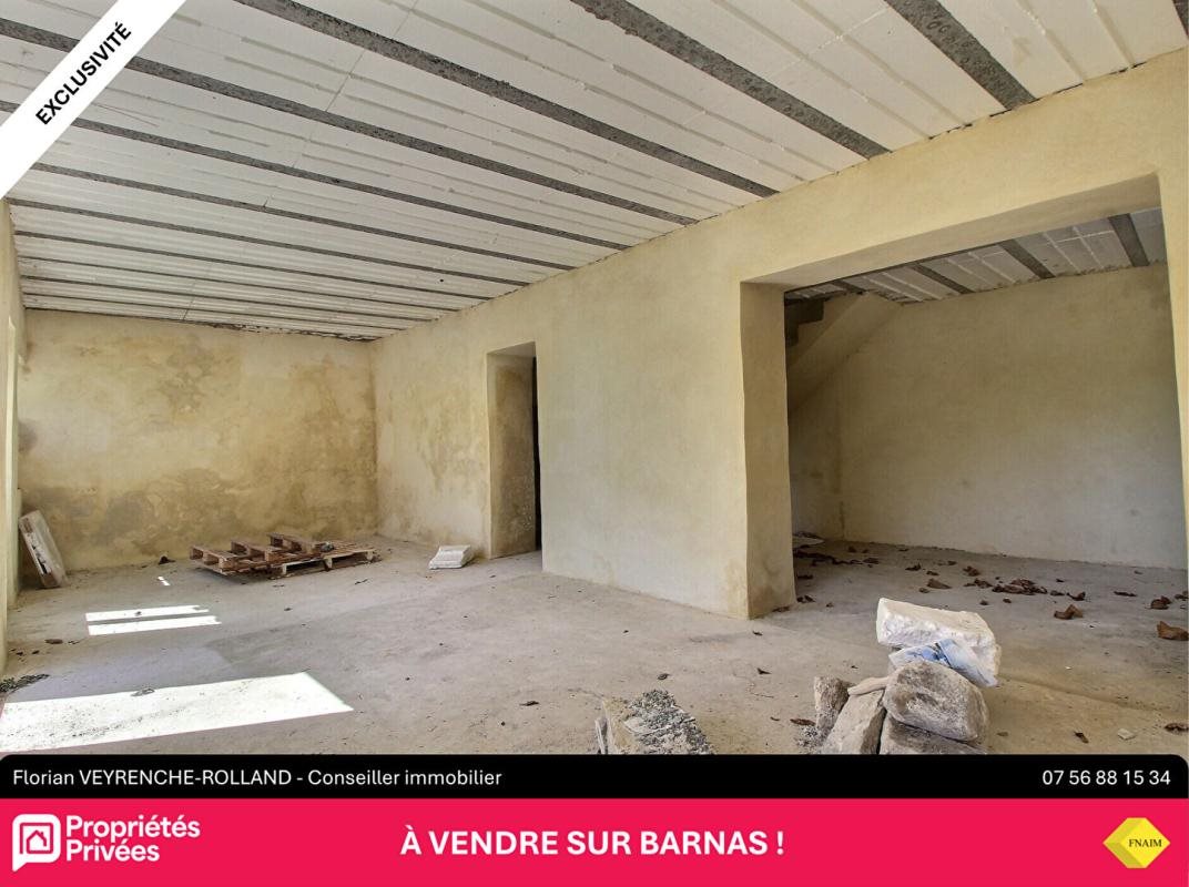 Maison à vendre, 244m², Barnas