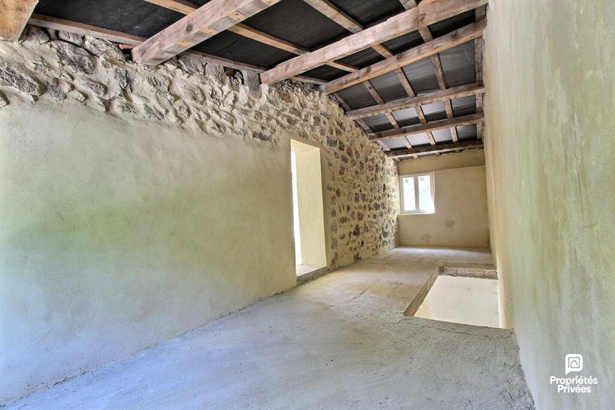 Maison à vendre, 244m², Barnas