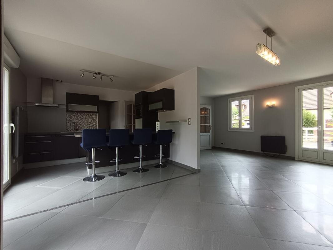 Maison à vendre, 101m², Lamorlaye