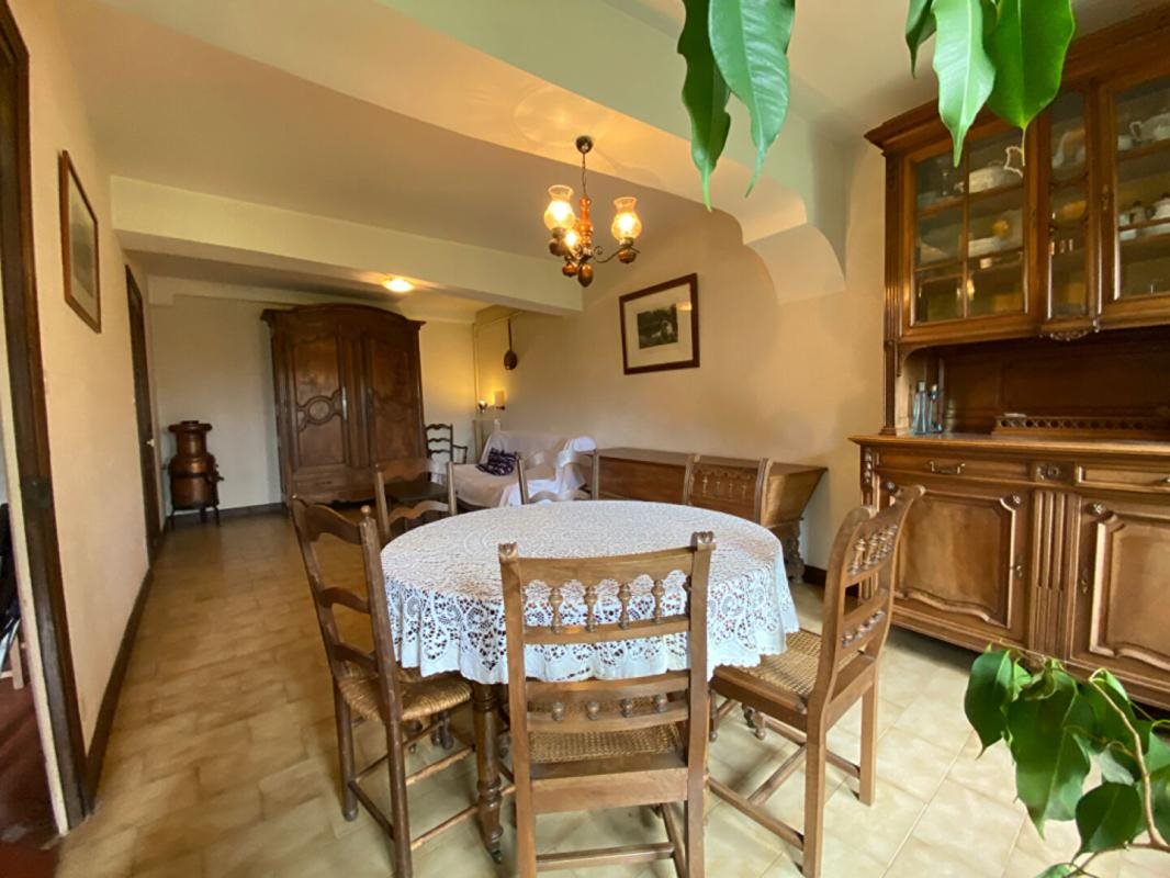 Maison à vendre, 200m², Uchizy