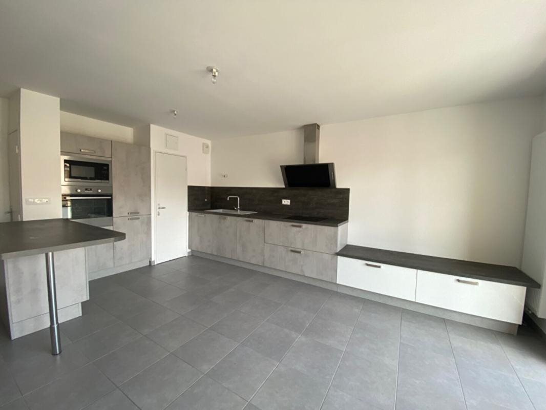 Appartement à vendre, 68m², Saint-Laurent-sur-Saône