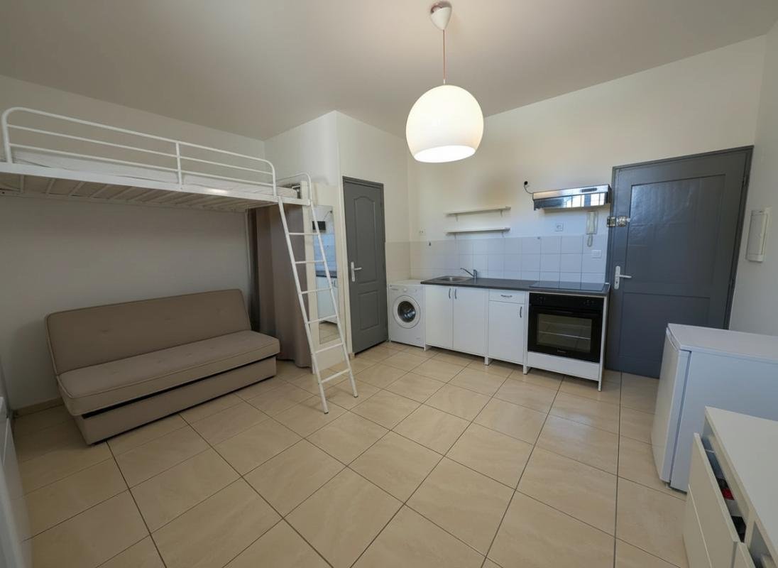 Appartement à louer, 20m², Salon-de-Provence