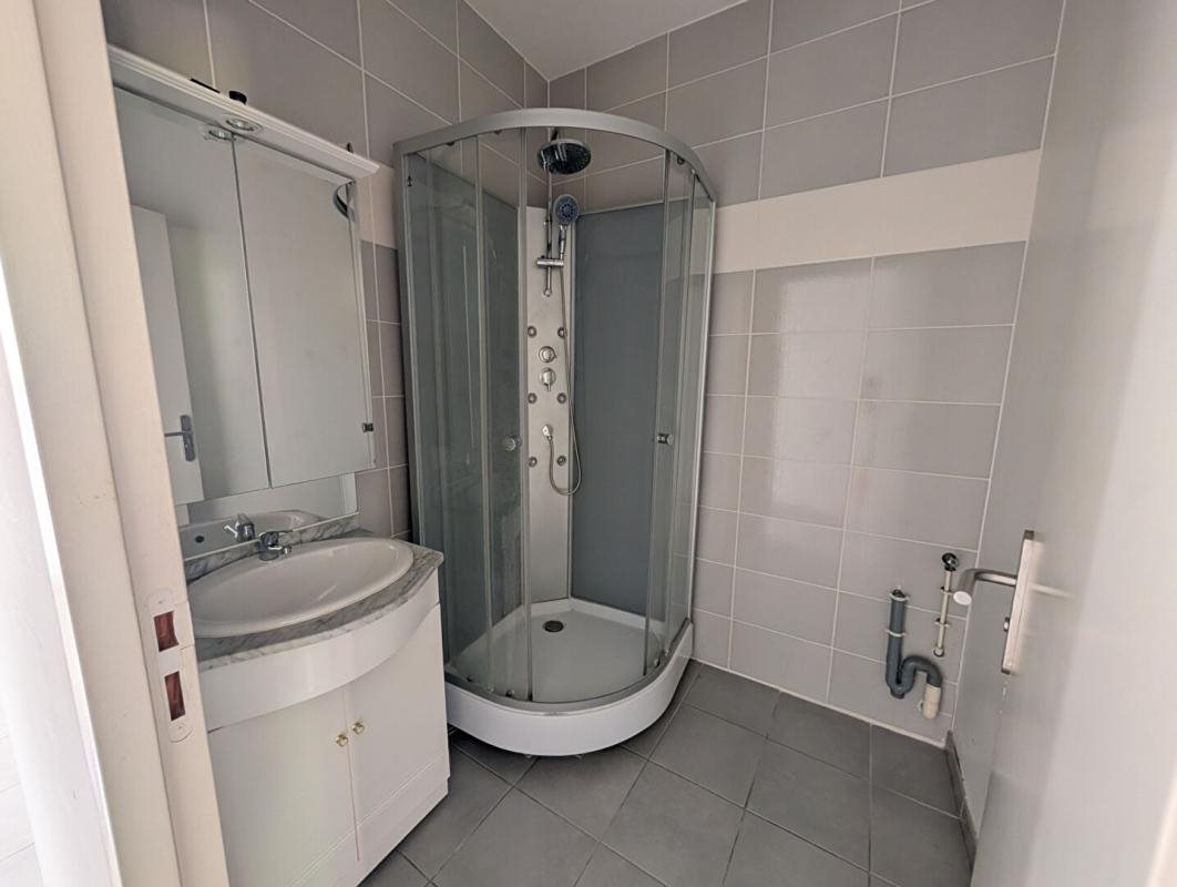 Appartement à louer, 40m², Saint-Chamas