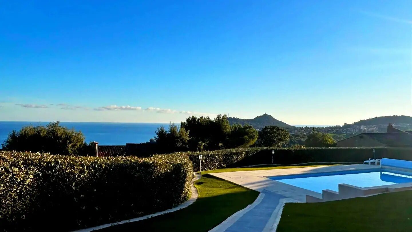 Maison à vendre, 250m², Saint-Raphaël