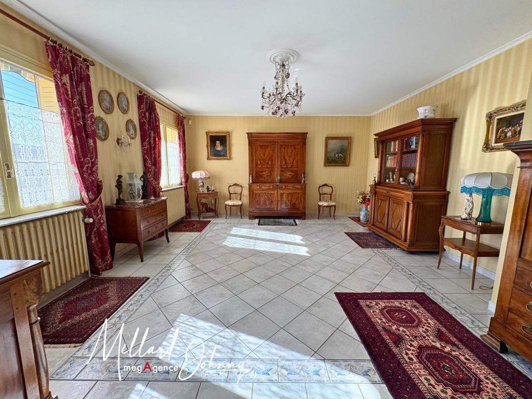 Maison à vendre, 203m², Montceau-les-Mines