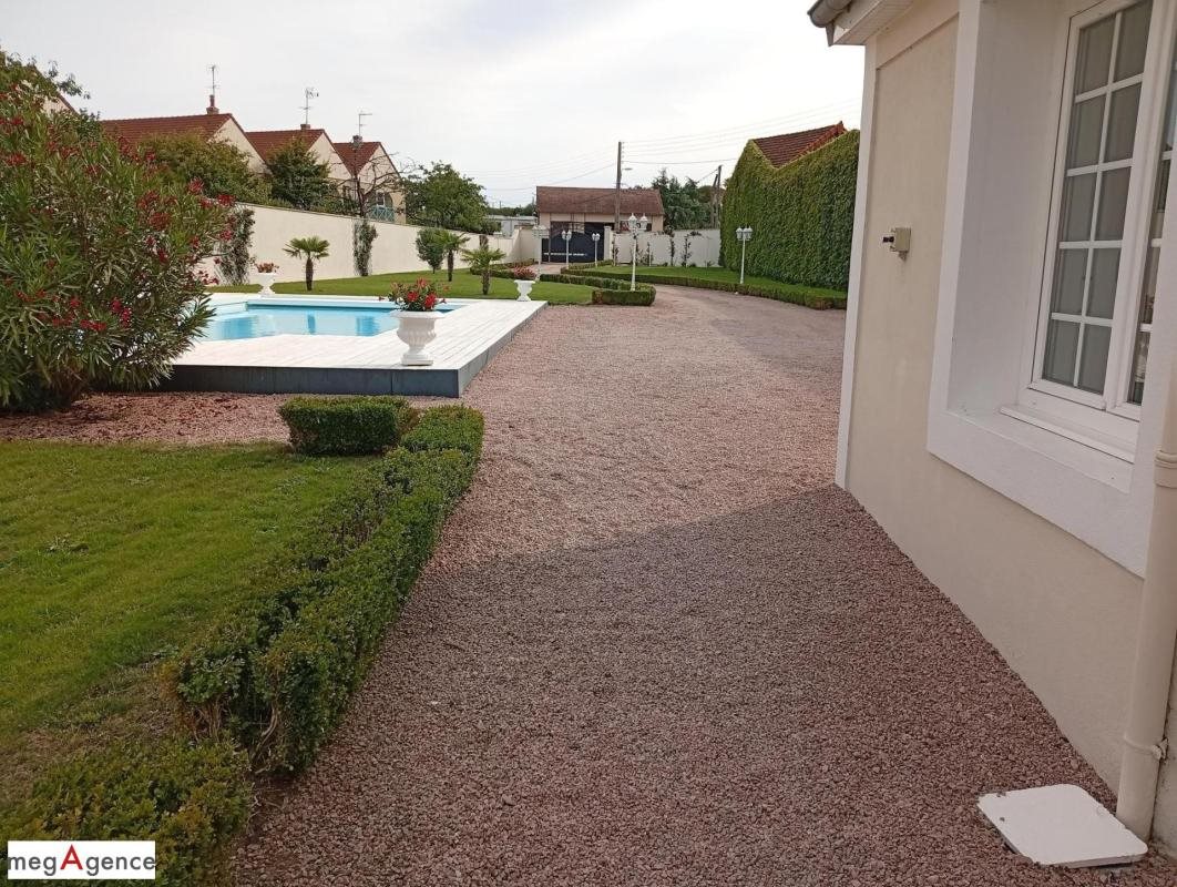 Maison à vendre, 311m², Varennes-sur-Allier