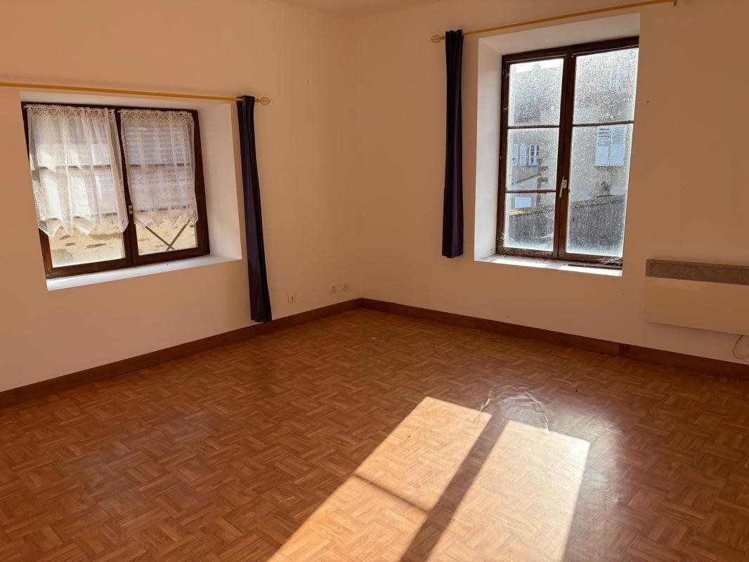 Maison à vendre, 78m², Saint-Benoît-du-Sault