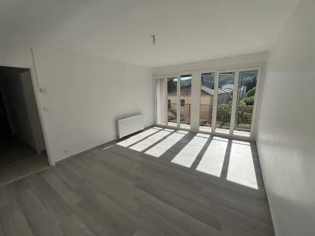 Appartement à louer, 64m², Tournon-sur-Rhône