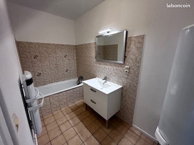 Maison à louer, 65m², Tain-l'Hermitage