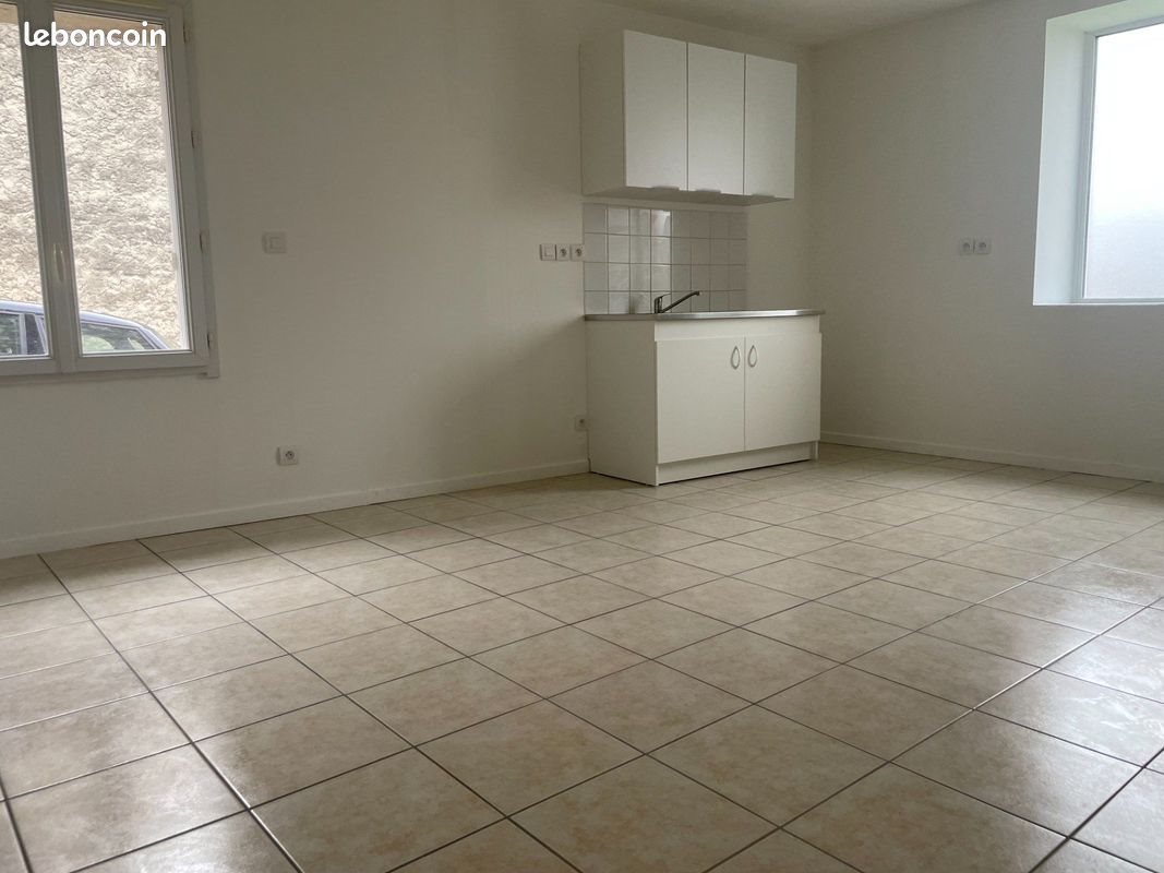 Appartement à louer, 50m², Erôme