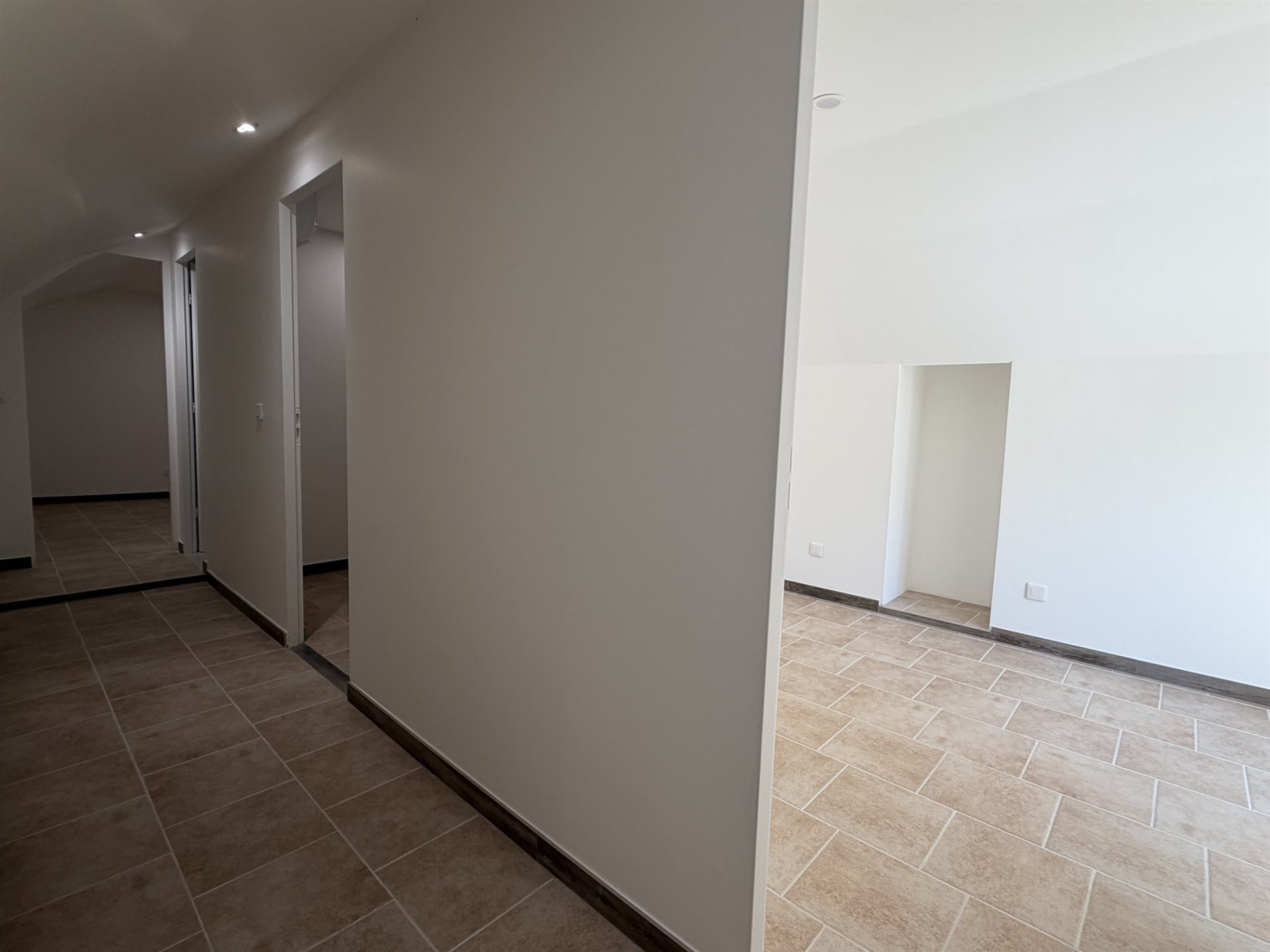 Appartement à louer, 50m², Contes