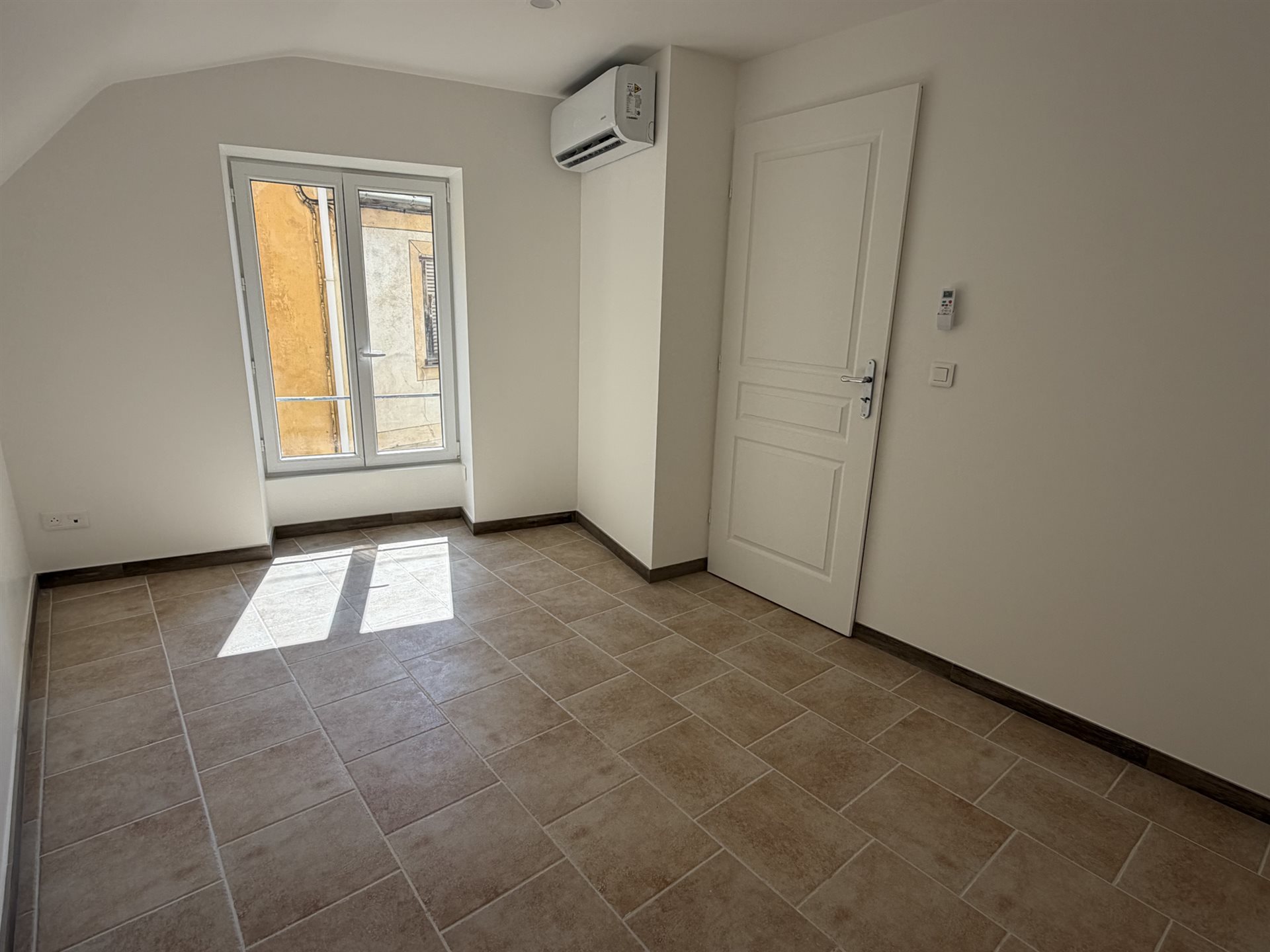 Appartement à louer, 50m², Contes