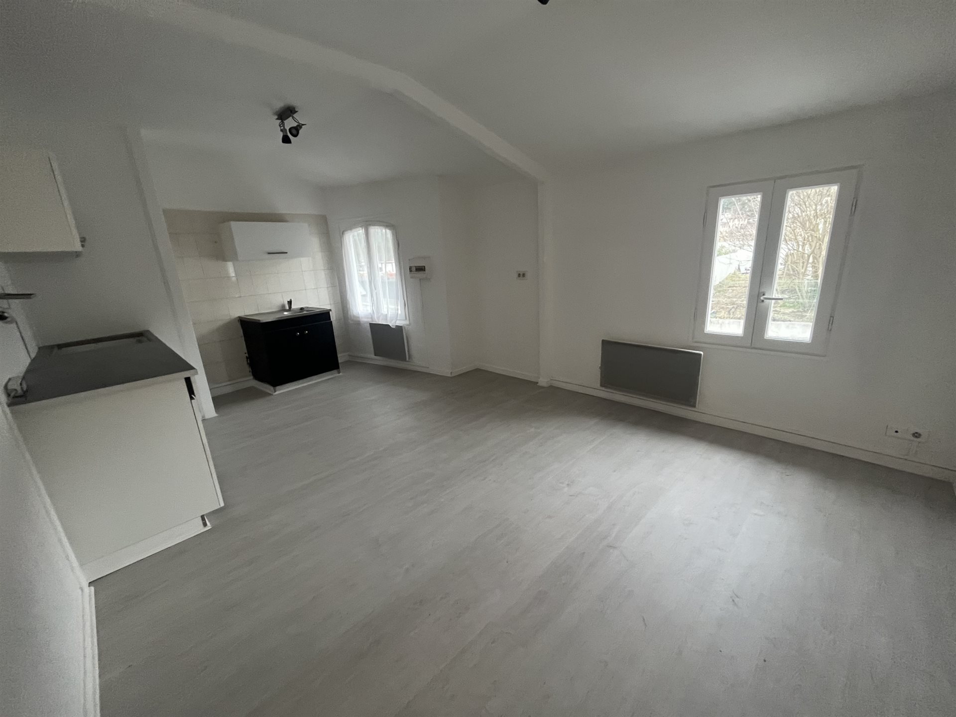 Maison à louer, 41m², Drap