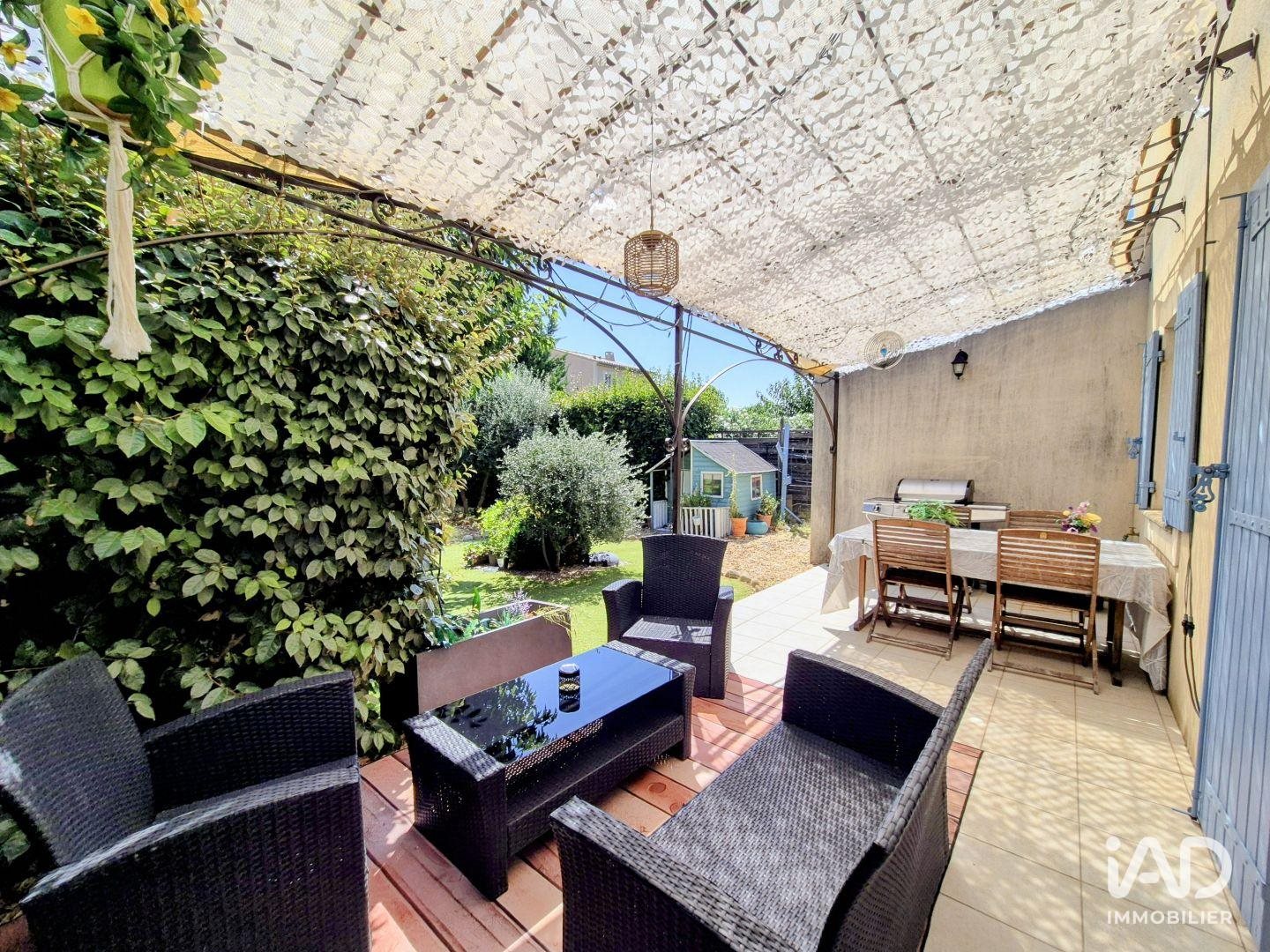 Maison à vendre, 84m², Robion