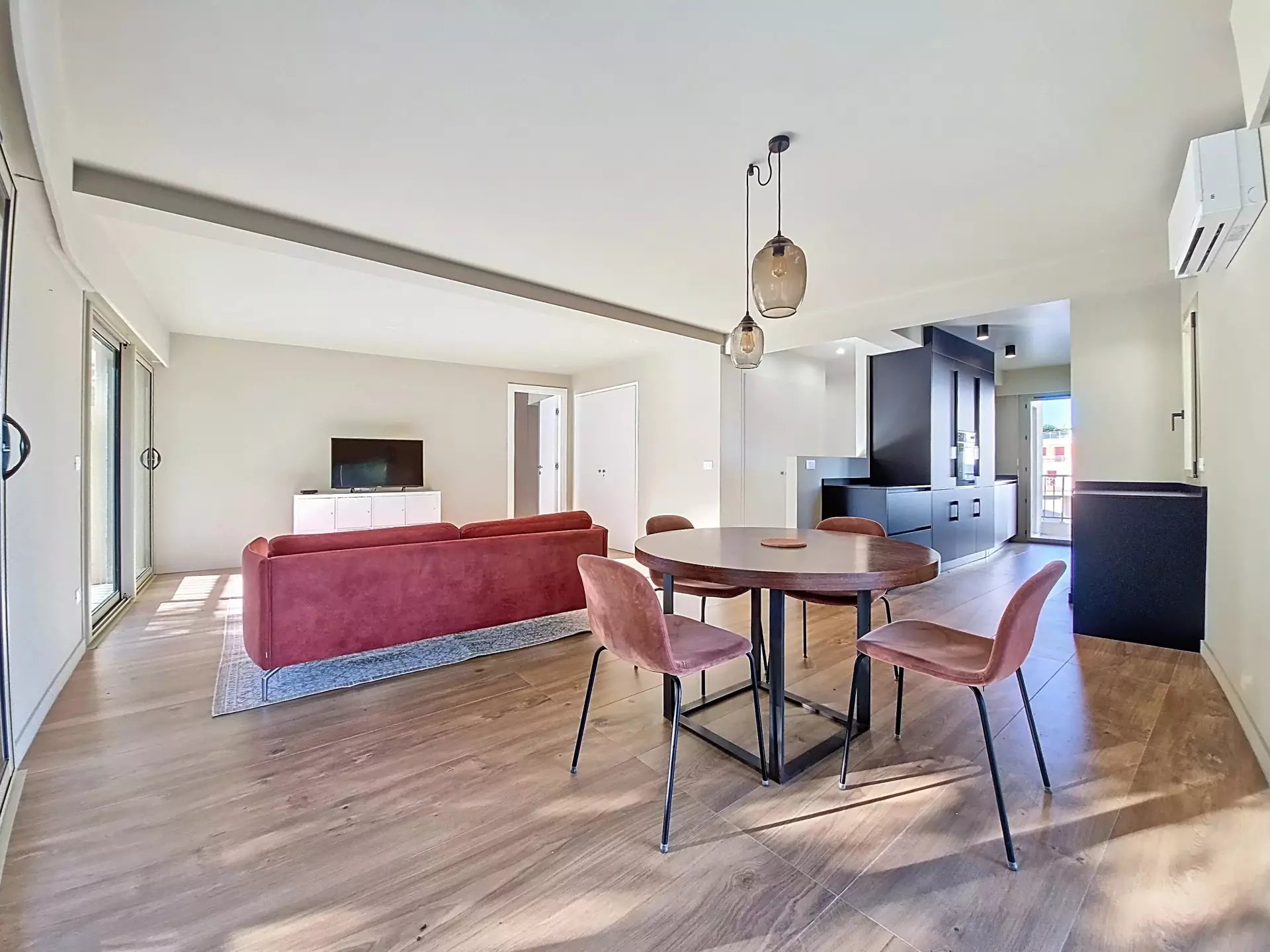 Appartement à louer, 79m², Antibes