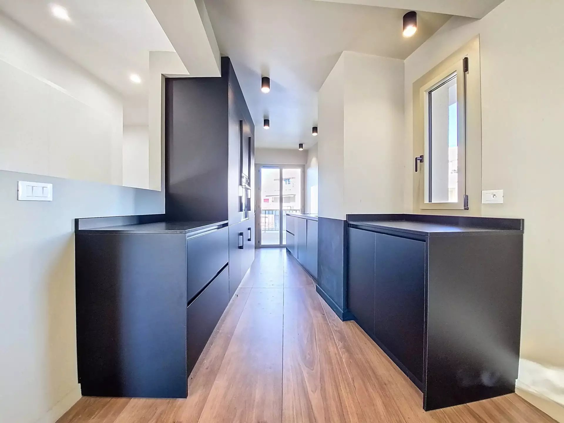 Appartement à louer, 79m², Antibes