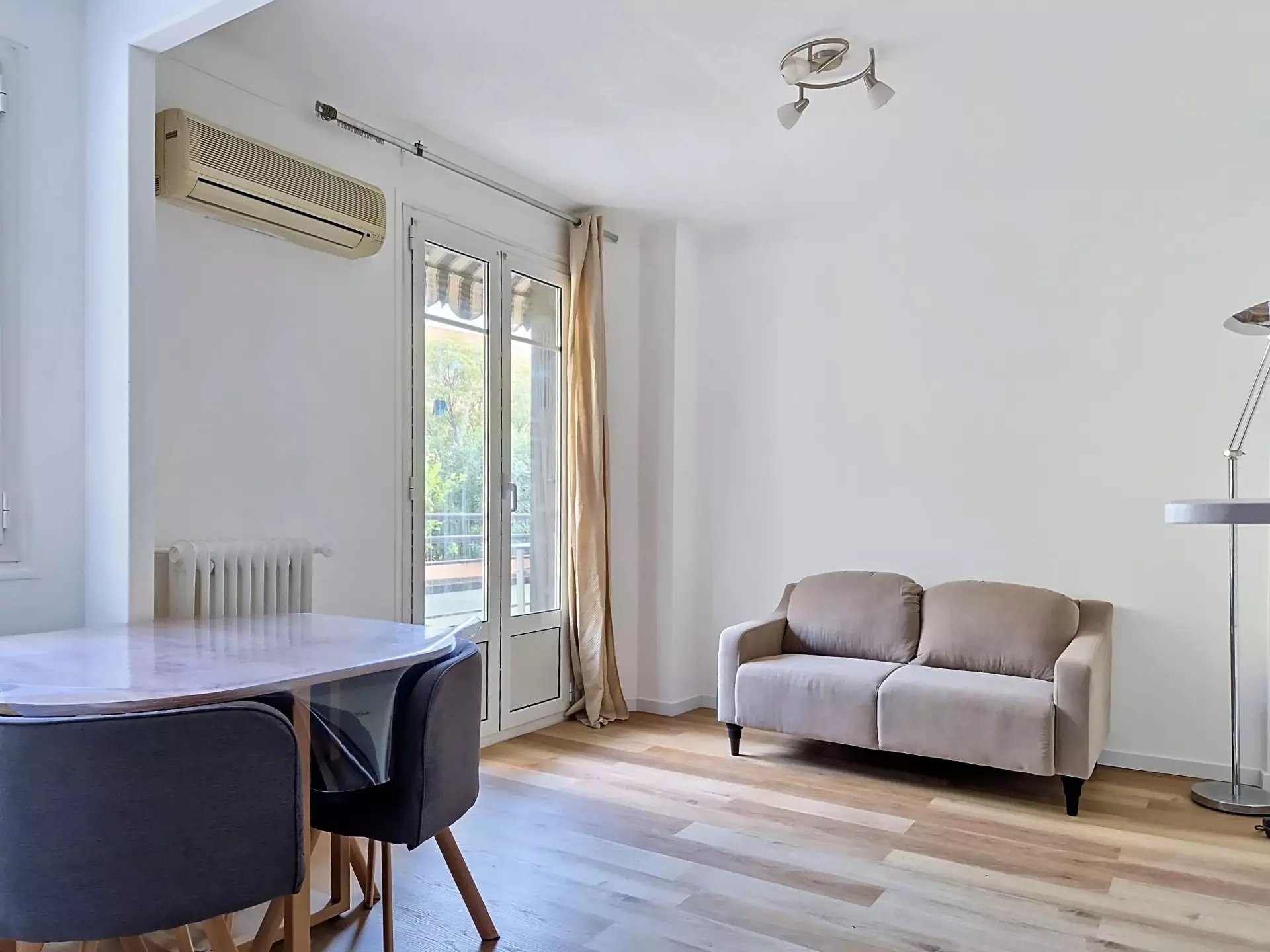 Appartement à louer, 37m², Antibes