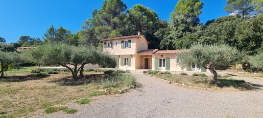 Maison 4 pièces 171 m² · à Salernes · 171 m² · 975 000 €