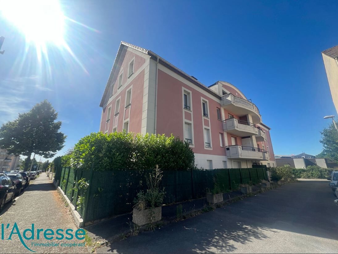 Appartement à vendre, 57m², Emerainville