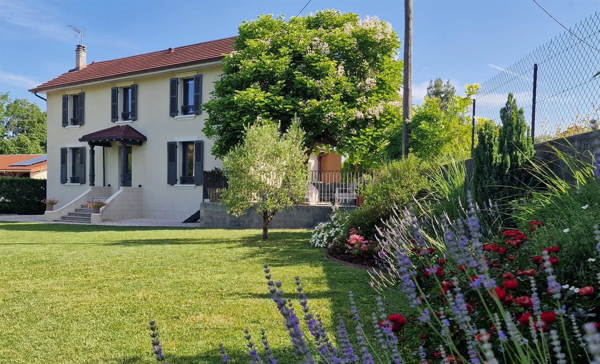 Maison à louer, 174m², Saint-Vérand