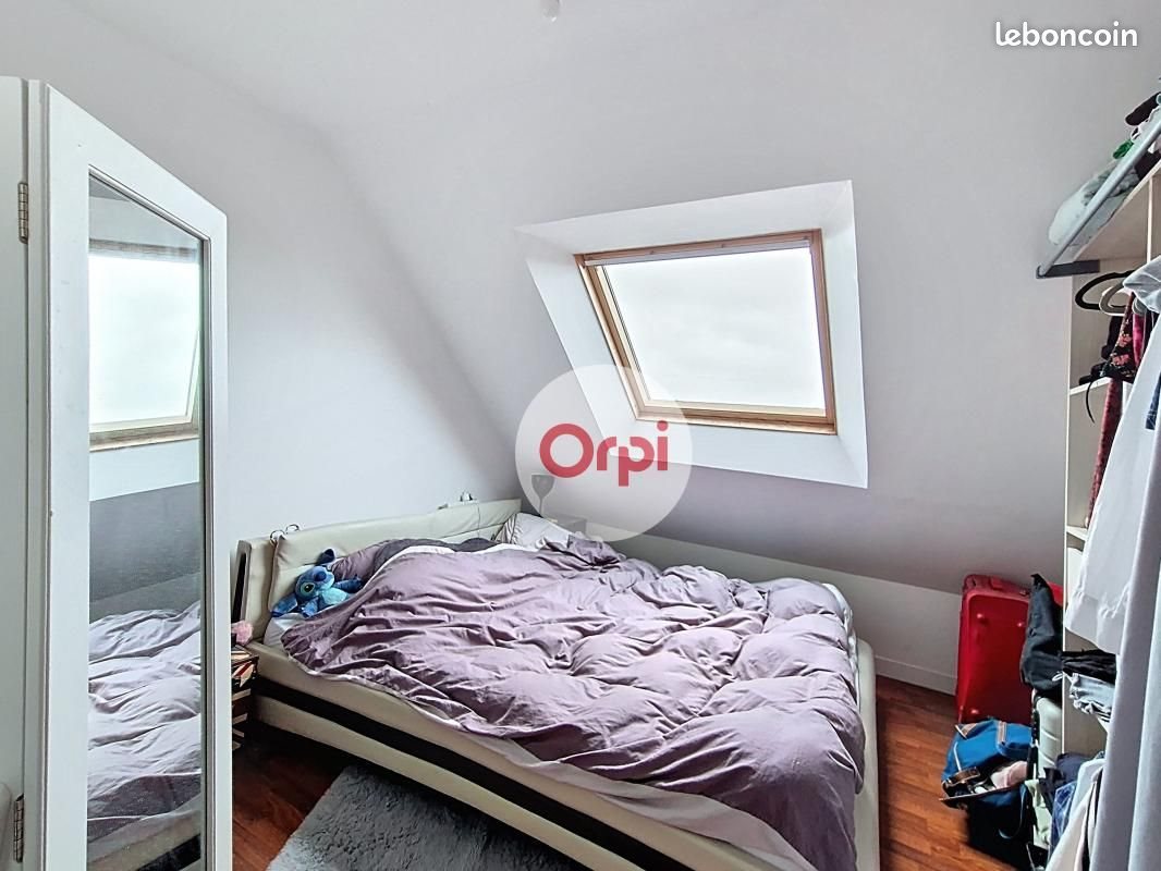 Appartement à louer, 45m², Theix