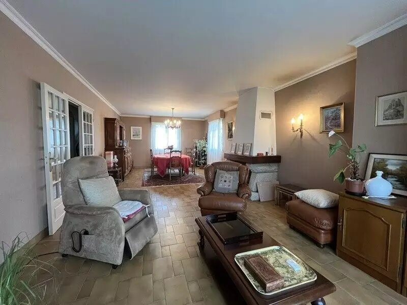 Maison à vendre, 134m², Spézet