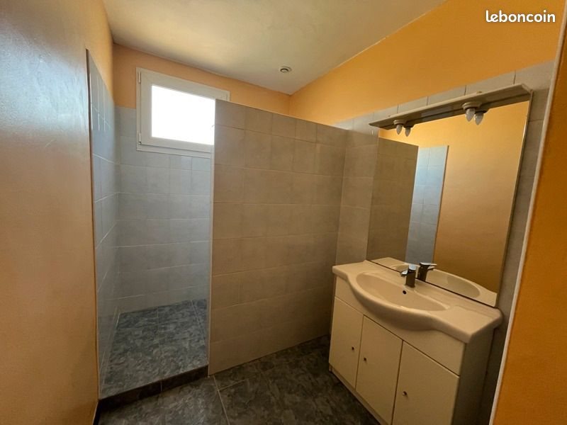 Maison à vendre, 61m², Plonévez-du-Faou