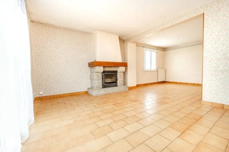 Maison à vendre, 131m², Plonévez-du-Faou