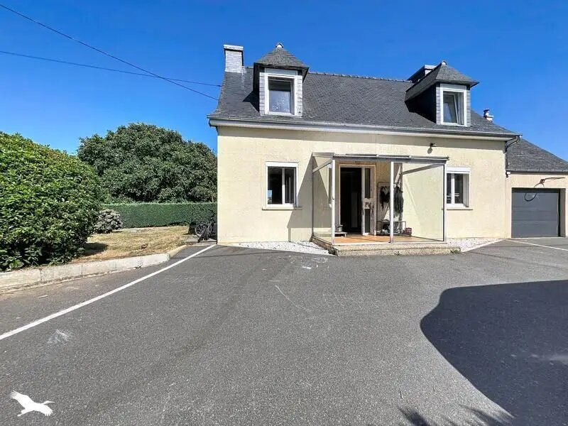 Maison à vendre, 106m², Bégard