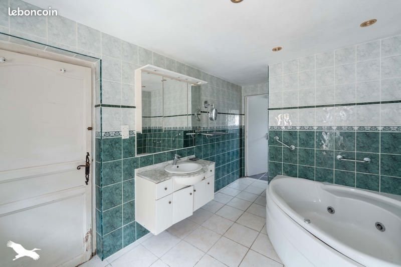 Maison à vendre, 170m², Bégard