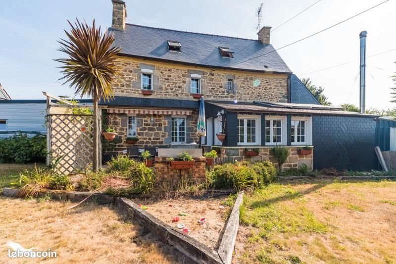 Maison à vendre, 224m², Bégard