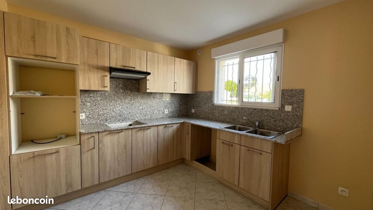 Maison à louer, 89m², Frontignan