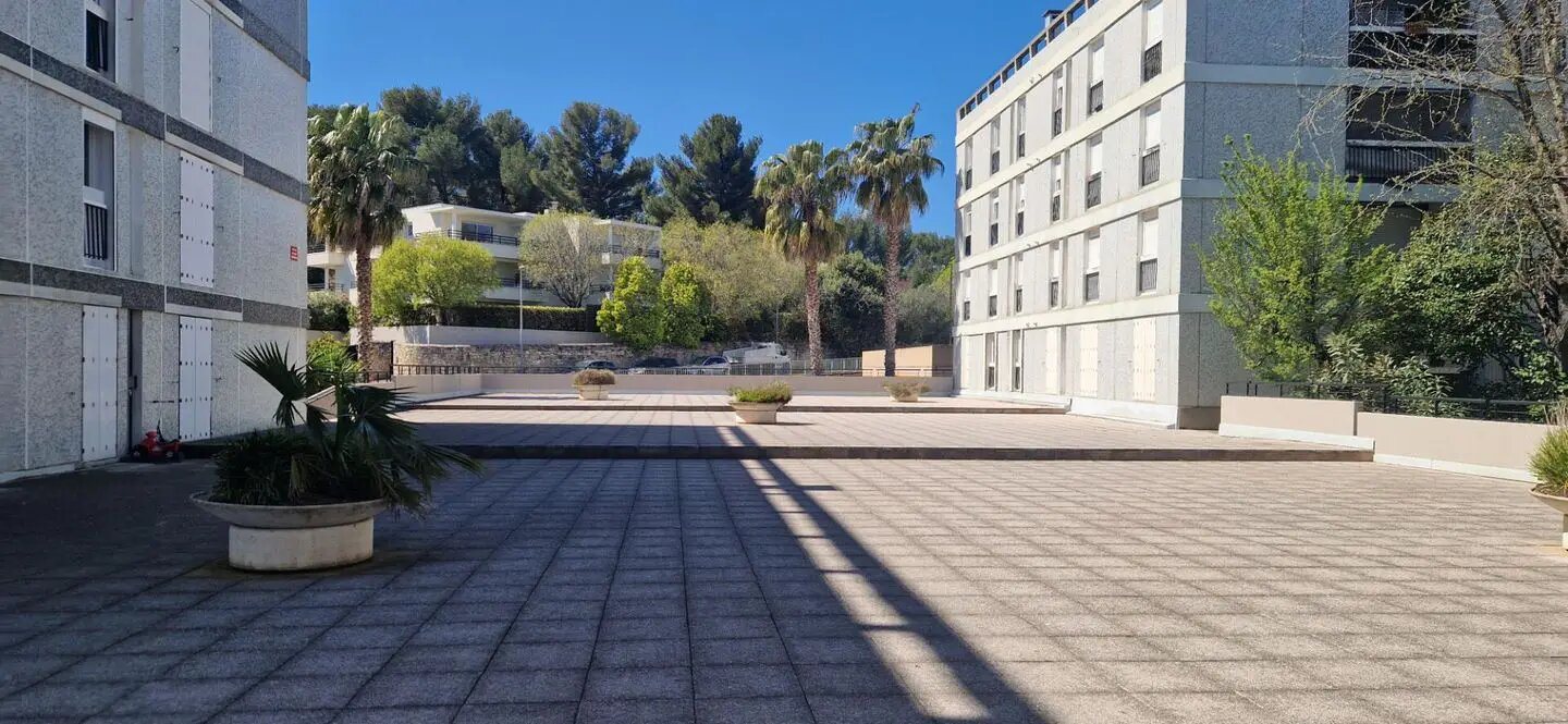 Appartement à vendre, 77m², Nîmes